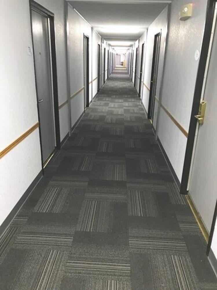 เบย์มอนต์ บาย วินด์แฮม แมริเนตต์ Hotel Marinette ภายนอก รูปภาพ