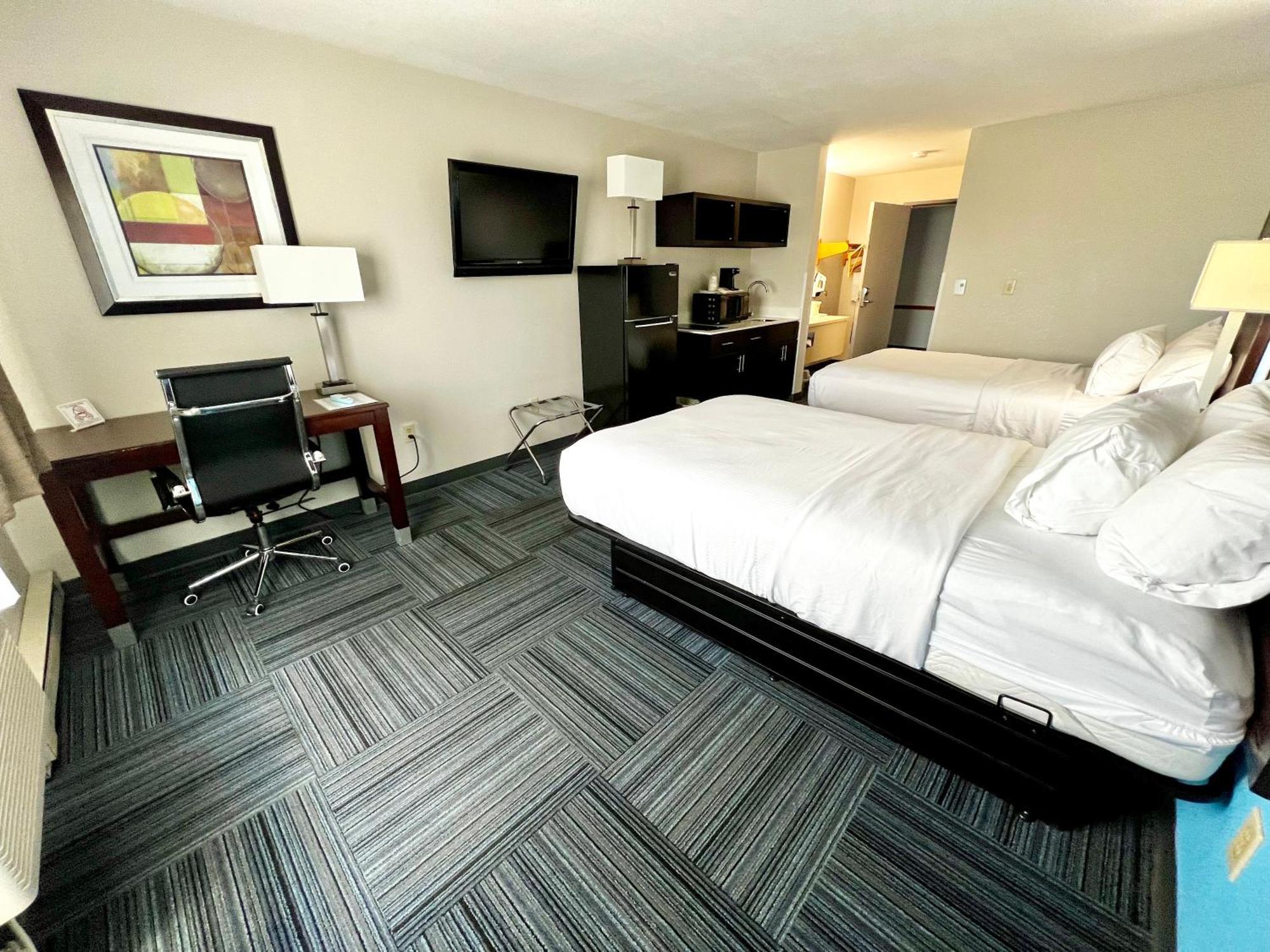 เบย์มอนต์ บาย วินด์แฮม แมริเนตต์ Hotel Marinette ภายนอก รูปภาพ