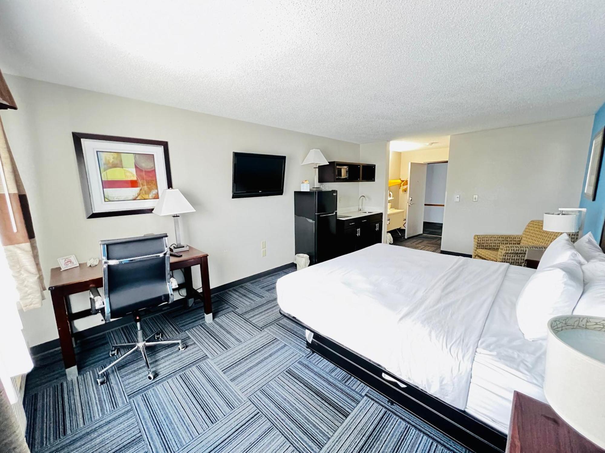 เบย์มอนต์ บาย วินด์แฮม แมริเนตต์ Hotel Marinette ภายนอก รูปภาพ