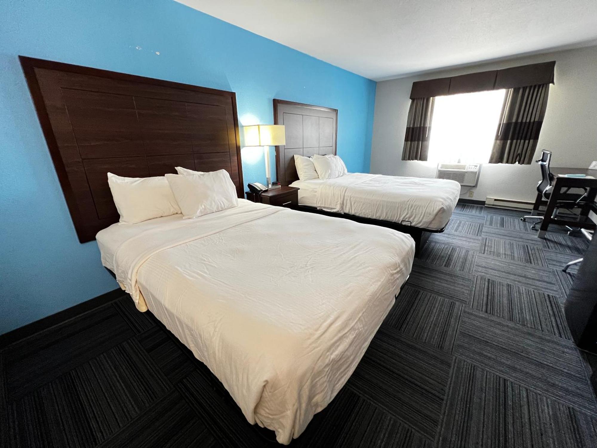 เบย์มอนต์ บาย วินด์แฮม แมริเนตต์ Hotel Marinette ภายนอก รูปภาพ