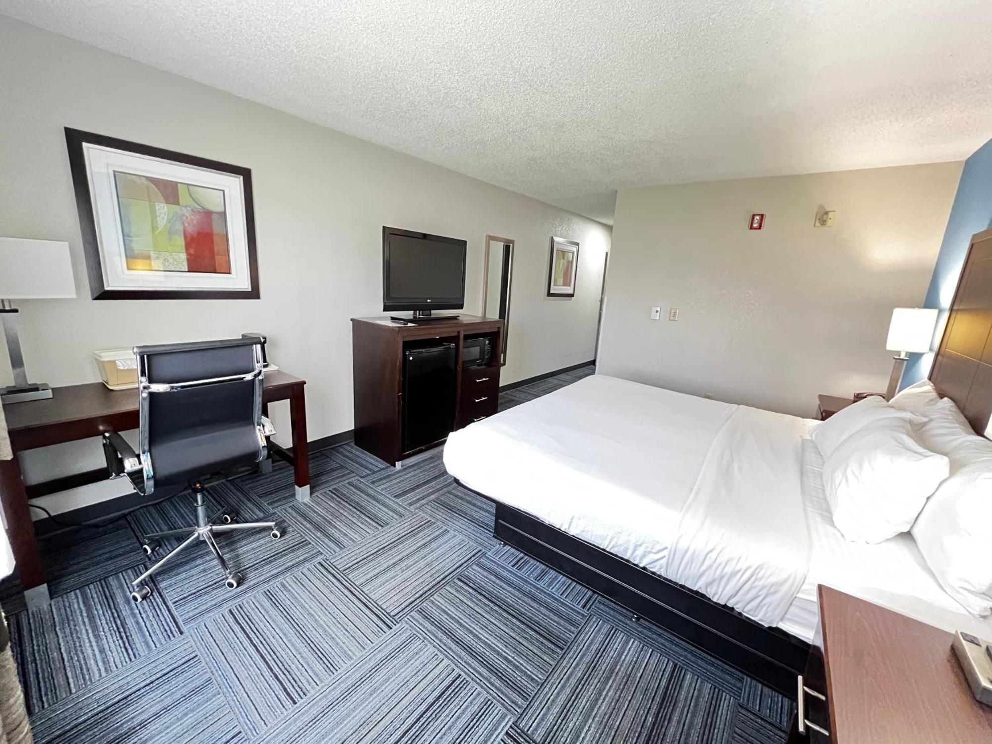 เบย์มอนต์ บาย วินด์แฮม แมริเนตต์ Hotel Marinette ภายนอก รูปภาพ